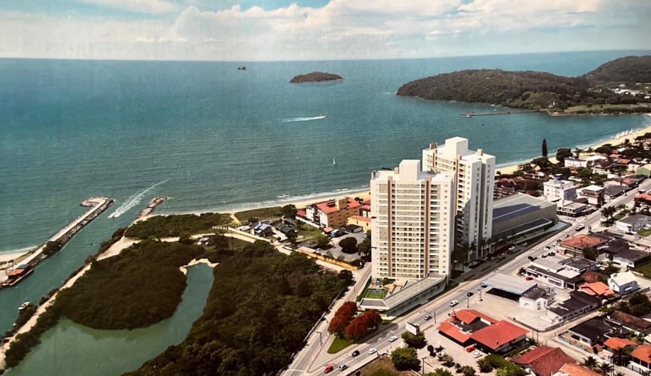 Apartamento Novo Frente Mar Com Piscina Em Home Club Penha  Exterior photo